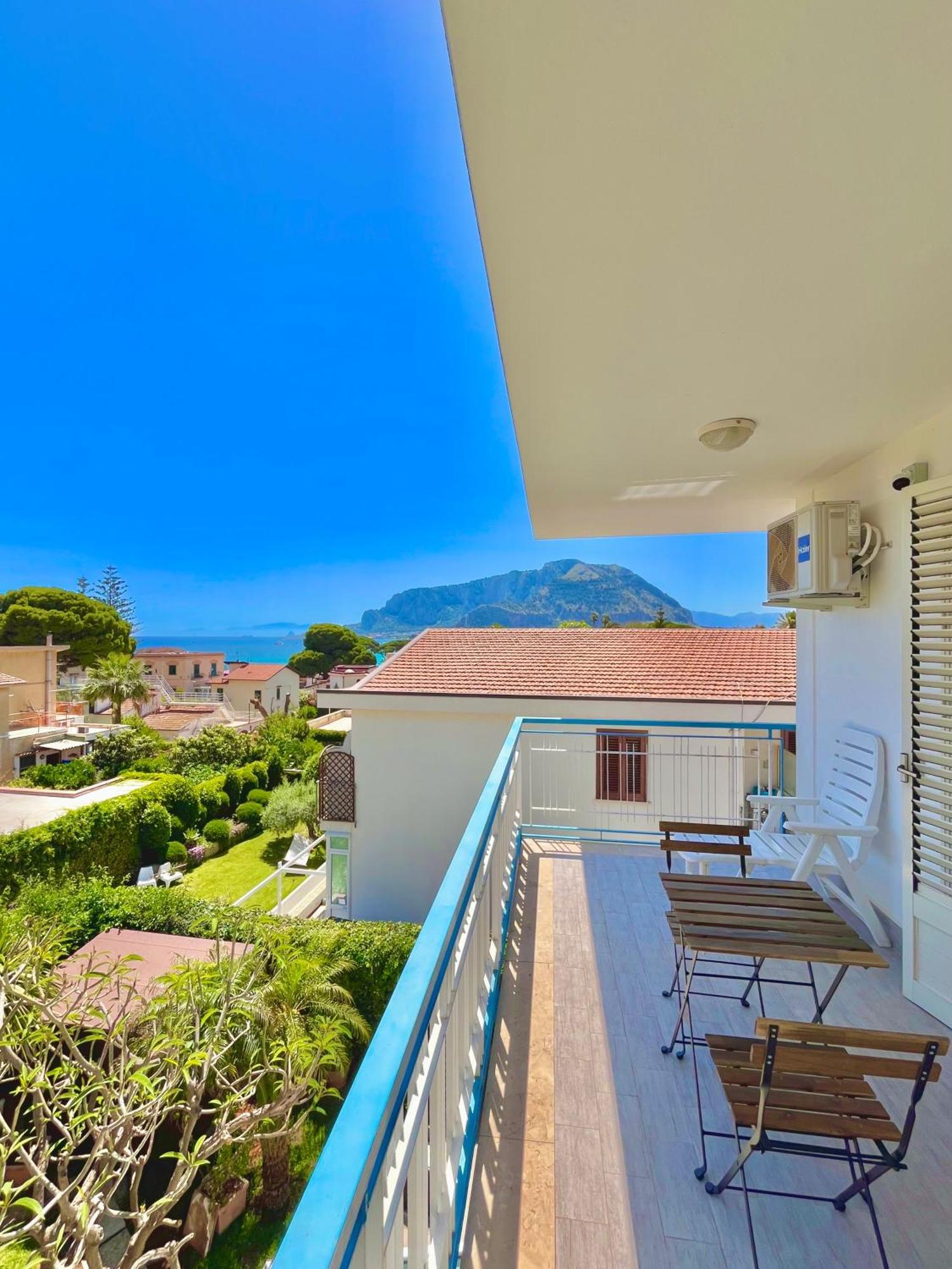 Mongibello Rooftop Mondello Exterior photo