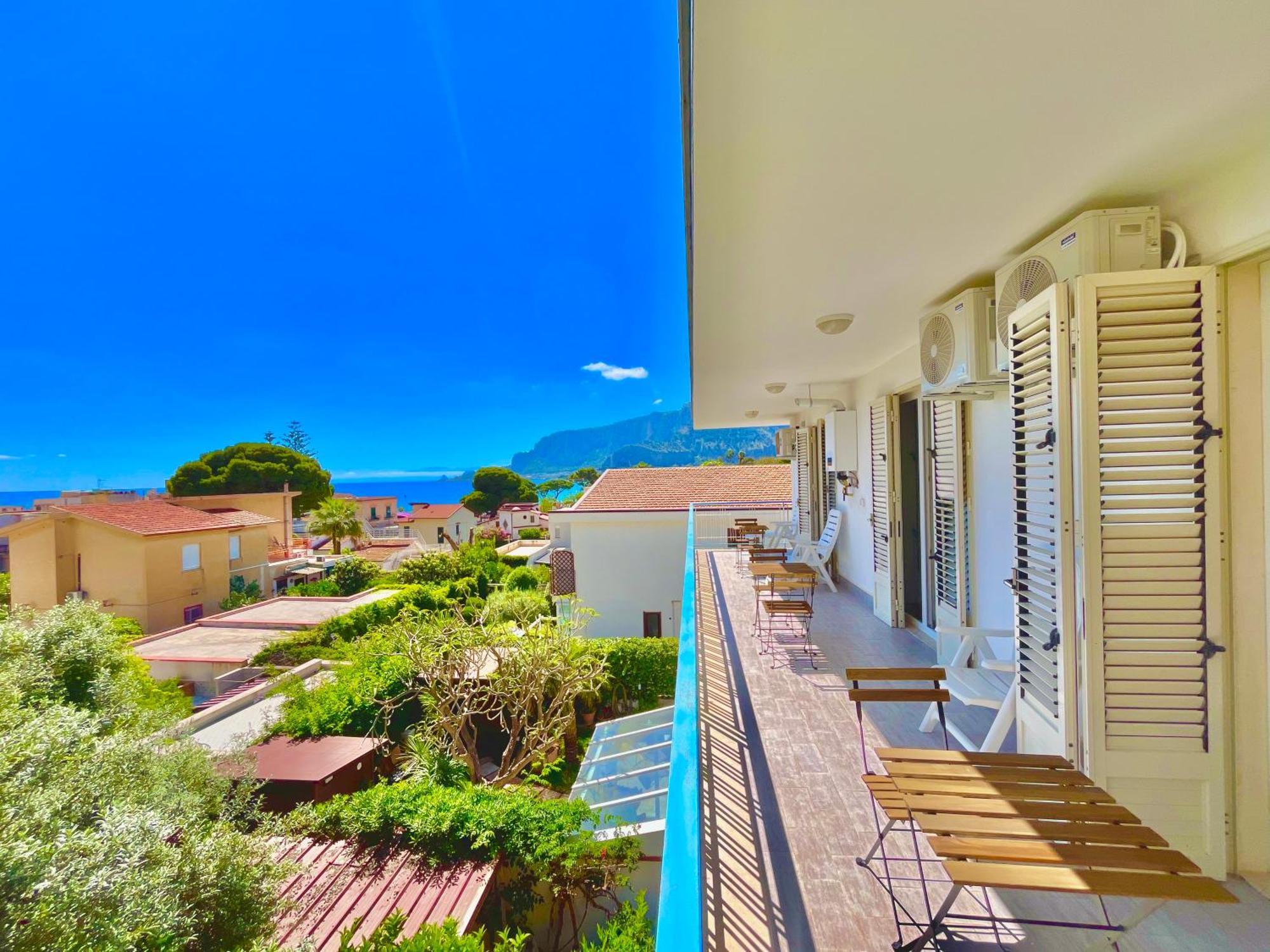 Mongibello Rooftop Mondello Exterior photo