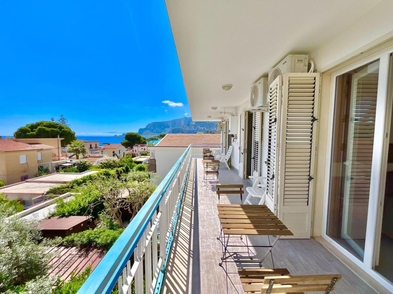 Mongibello Rooftop Mondello Exterior photo